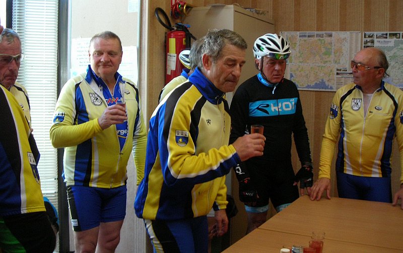 2012-05-24 02 Ca s_arrose.JPG